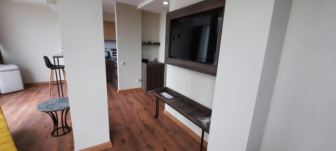 באטומי Sunreise Apart-Hotel 2 Rooms And 1 Badroom 0*,